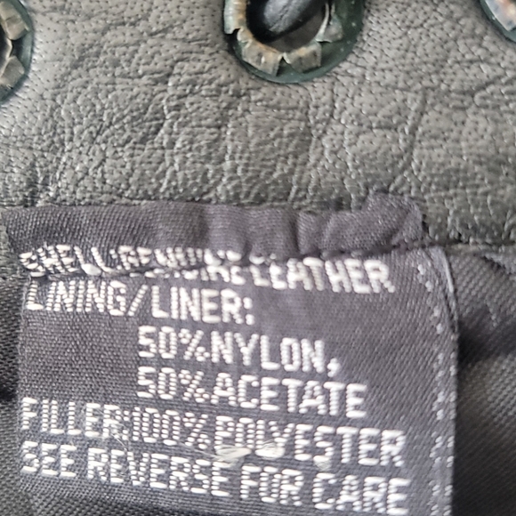 Womans Genuine Leather Vest - Picture 4 of 4